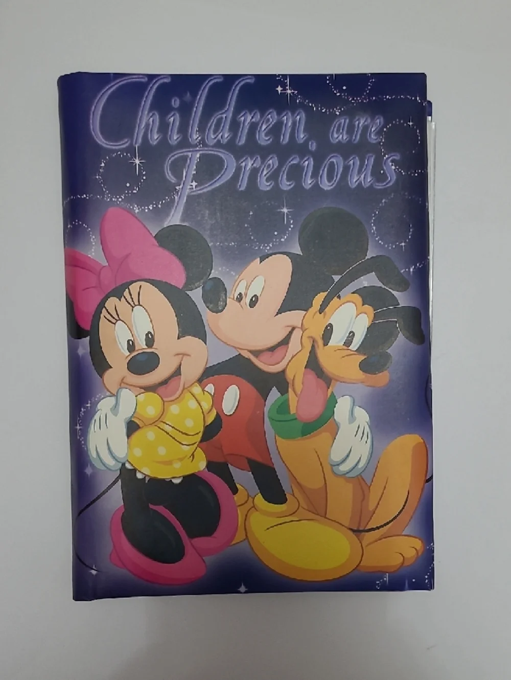 Mickey Mouse and Friends Photo Album For 4”x6” Photos .  Holds 30 Photos.  New